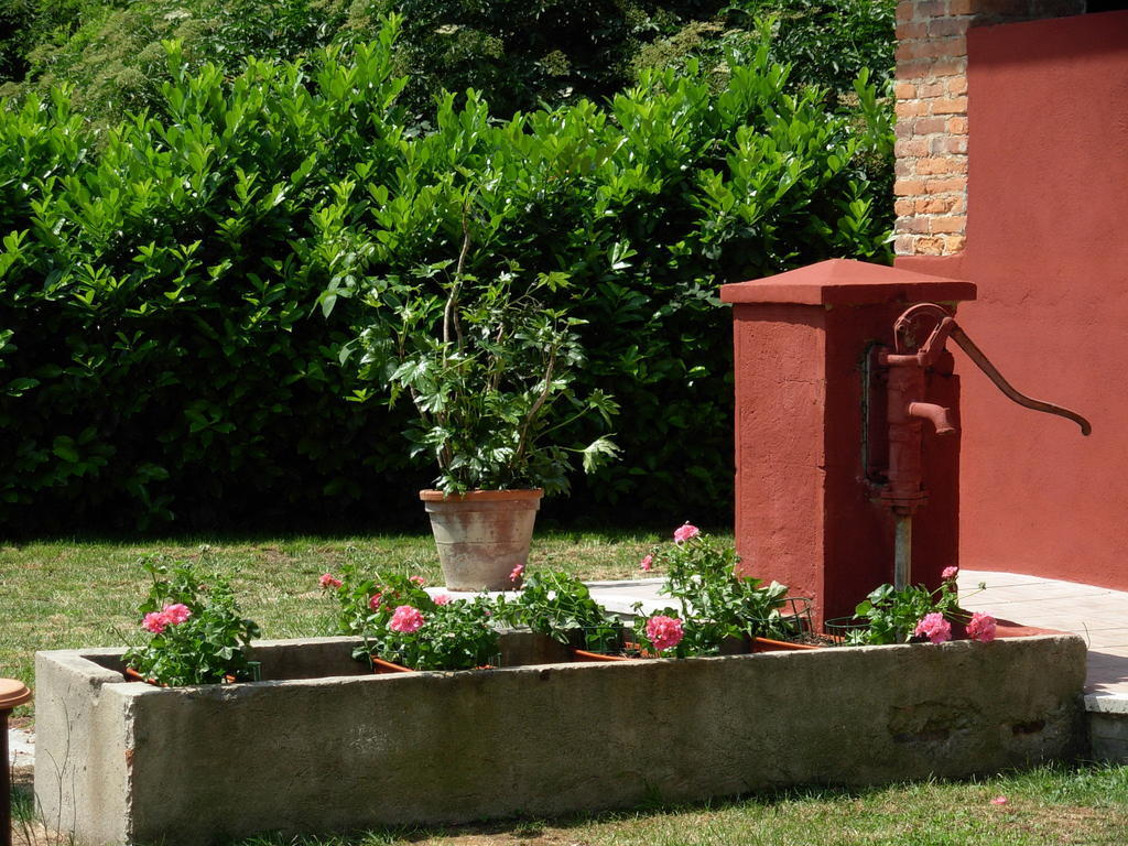 Cascina Foresto Acomodação com café da manhã Cossato Exterior foto